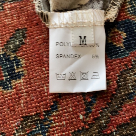 Sexy leopard bodysuit 🐆 - Picture 11 of 13